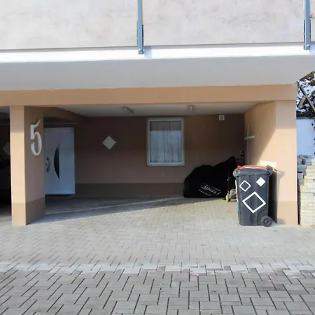 Apartment Franz Sattendorf
